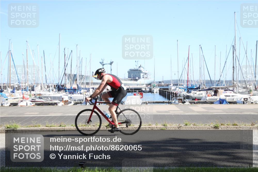 17.08.2025 - KN Förde Triathlon 2025 Yannick Fuchs http://msf.ph/oto/8620065 17.08.2025 11:27:23 Radfahren 335, 337, 377, 630, 643 meine-sportfotos.de