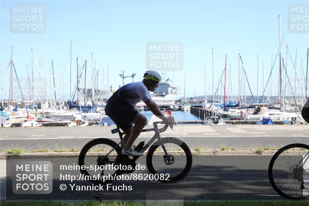 17.08.2025 - KN Förde Triathlon 2025 Yannick Fuchs http://msf.ph/oto/8620082 17.08.2025 11:27:57 Radfahren 264, 268, 282, 319, 320, 323, 382, 615, 618, 624, 627 meine-sportfotos.de