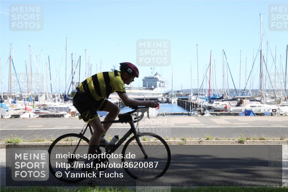 17.08.2025 - KN Förde Triathlon 2025 Yannick Fuchs http://msf.ph/oto/8620087 17.08.2025 11:28:07 Radfahren 264, 297, 304, 320, 369, 626 meine-sportfotos.de