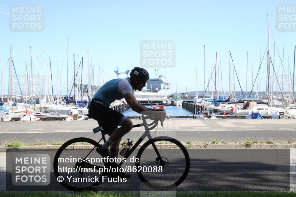 17.08.2025 - KN Förde Triathlon 2025 Yannick Fuchs http://msf.ph/oto/8620088 17.08.2025 11:28:09 Radfahren 297, 304, 369, 626 meine-sportfotos.de