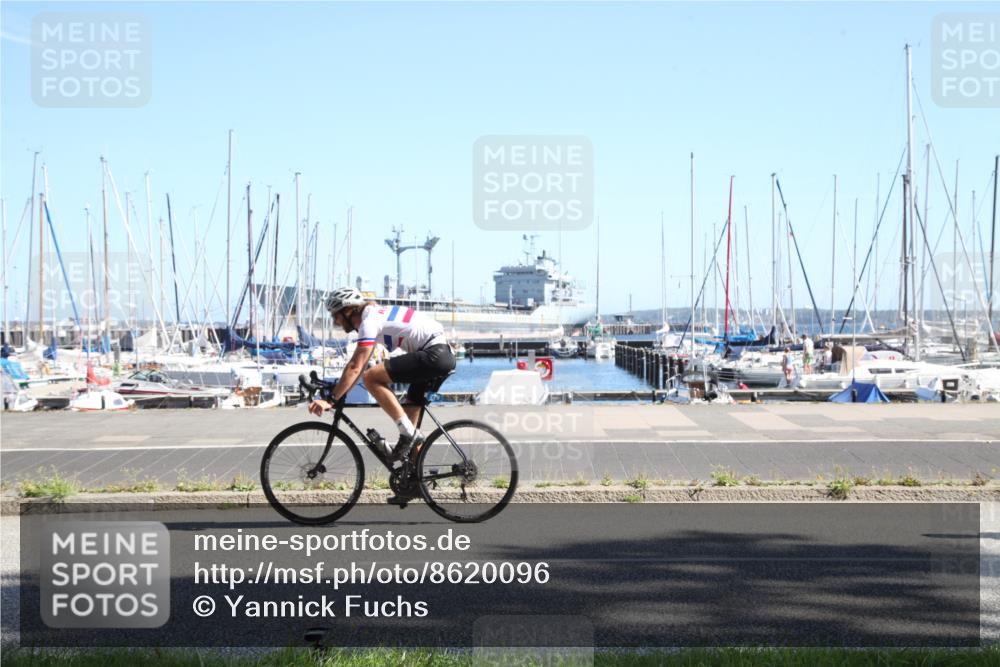 17.08.2025 - KN Förde Triathlon 2025 Yannick Fuchs http://msf.ph/oto/8620096 17.08.2025 11:28:53 Radfahren 278, 279, 346 meine-sportfotos.de