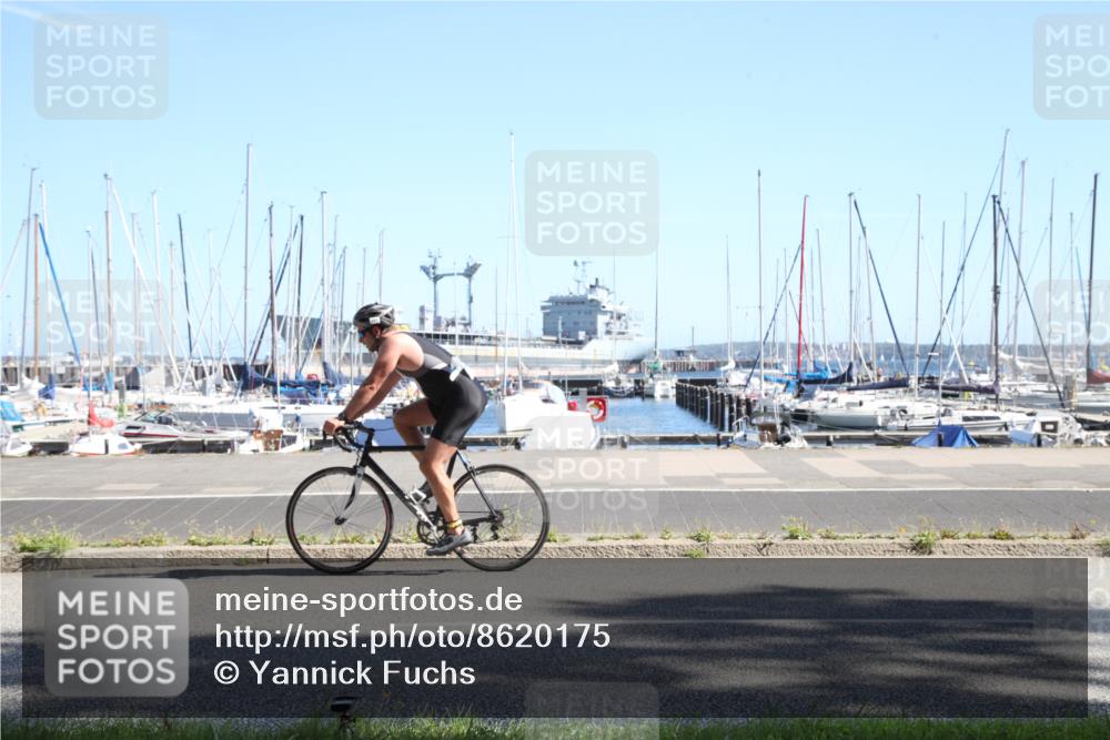 17.08.2025 - KN Förde Triathlon 2025 Yannick Fuchs http://msf.ph/oto/8620175 17.08.2025 11:32:00 Radfahren 280, 293, 339, 341, 343, 344, 385, 390, 602, 634 meine-sportfotos.de