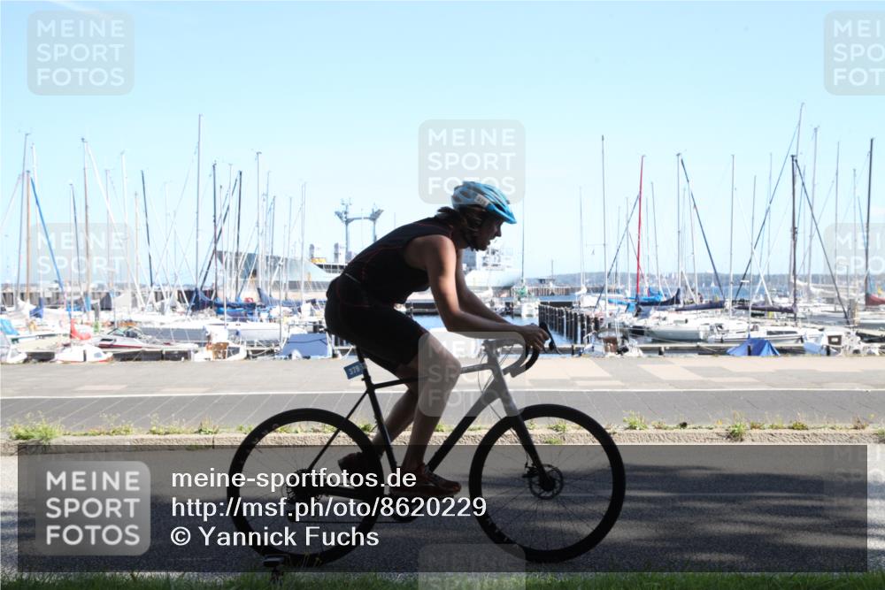 17.08.2025 - KN Förde Triathlon 2025 Yannick Fuchs http://msf.ph/oto/8620229 17.08.2025 11:34:06 Radfahren 307, 330, 379 meine-sportfotos.de