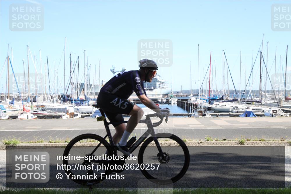 17.08.2025 - KN Förde Triathlon 2025 Yannick Fuchs http://msf.ph/oto/8620257 17.08.2025 11:35:00 Radfahren 271, 295, 296, 353, 354, 362, 372, 619, 633, 642, 643 meine-sportfotos.de