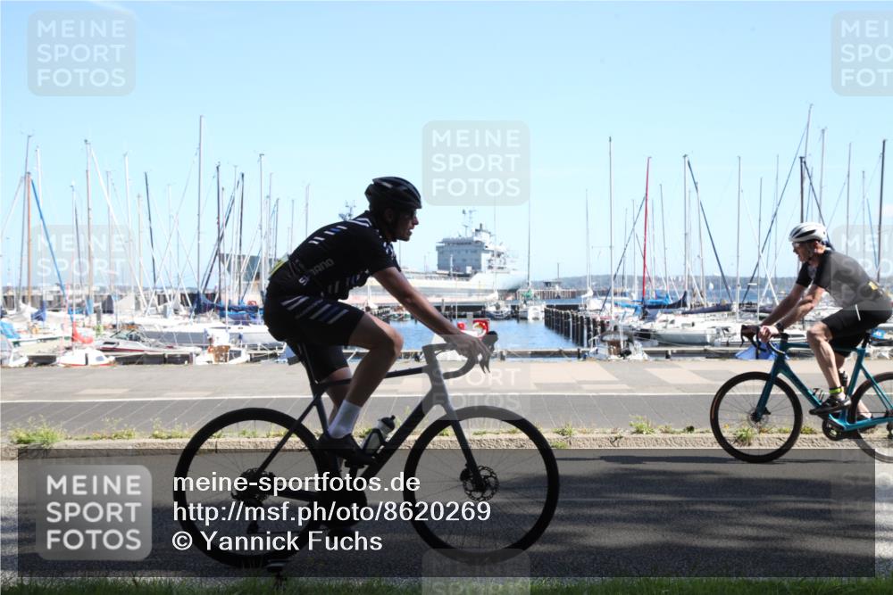 17.08.2025 - KN Förde Triathlon 2025 Yannick Fuchs http://msf.ph/oto/8620269 17.08.2025 11:35:19 Radfahren 329, 345, 350, 371, 374, 610, 613, 617, 638 meine-sportfotos.de