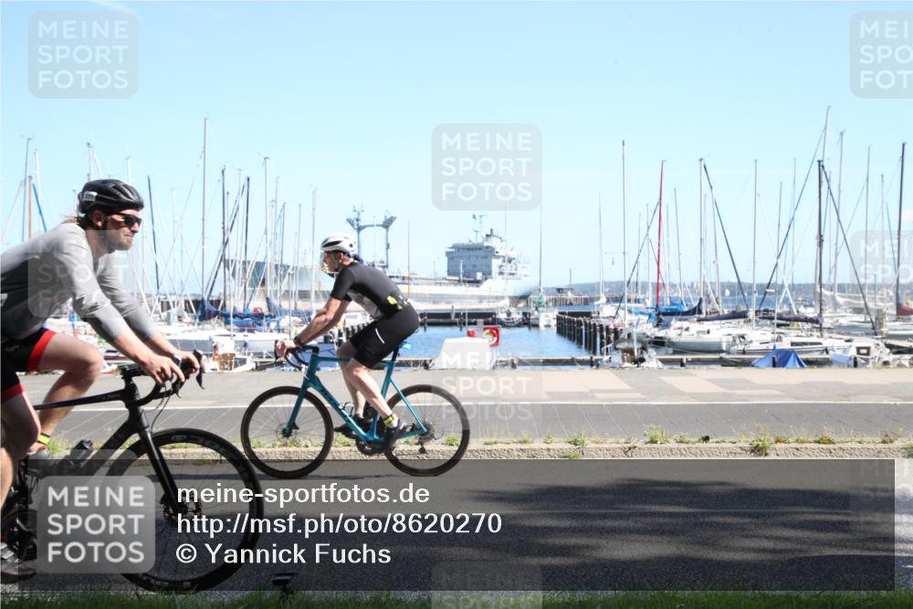 17.08.2025 - KN Förde Triathlon 2025 Yannick Fuchs http://msf.ph/oto/8620270 17.08.2025 11:35:20 Radfahren 329, 345, 350, 371, 374, 601, 610, 613, 638 meine-sportfotos.de