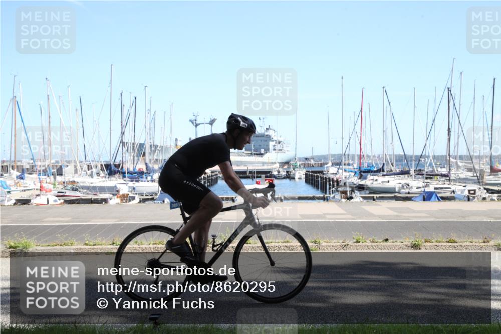 17.08.2025 - KN Förde Triathlon 2025 Yannick Fuchs http://msf.ph/oto/8620295 17.08.2025 11:36:15 Radfahren 300, 309, 326, 352, 612, 635 meine-sportfotos.de
