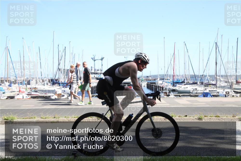 17.08.2025 - KN Förde Triathlon 2025 Yannick Fuchs http://msf.ph/oto/8620300 17.08.2025 11:36:27 Radfahren 285, 303, 328, 351, 367, 618, 621, 622, 630, 639 meine-sportfotos.de