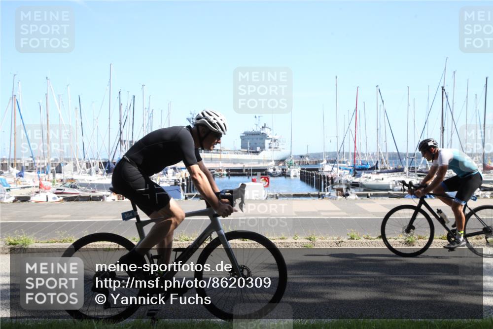 17.08.2025 - KN Förde Triathlon 2025 Yannick Fuchs http://msf.ph/oto/8620309 17.08.2025 11:36:35 Radfahren 285, 295, 297, 303, 351, 353, 354, 618, 621, 622, 643 meine-sportfotos.de