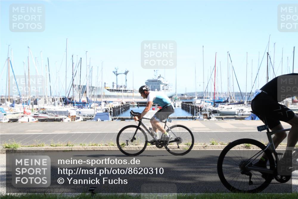 17.08.2025 - KN Förde Triathlon 2025 Yannick Fuchs http://msf.ph/oto/8620310 17.08.2025 11:36:35 Radfahren 285, 295, 297, 303, 351, 353, 354, 618, 621, 622, 643 meine-sportfotos.de