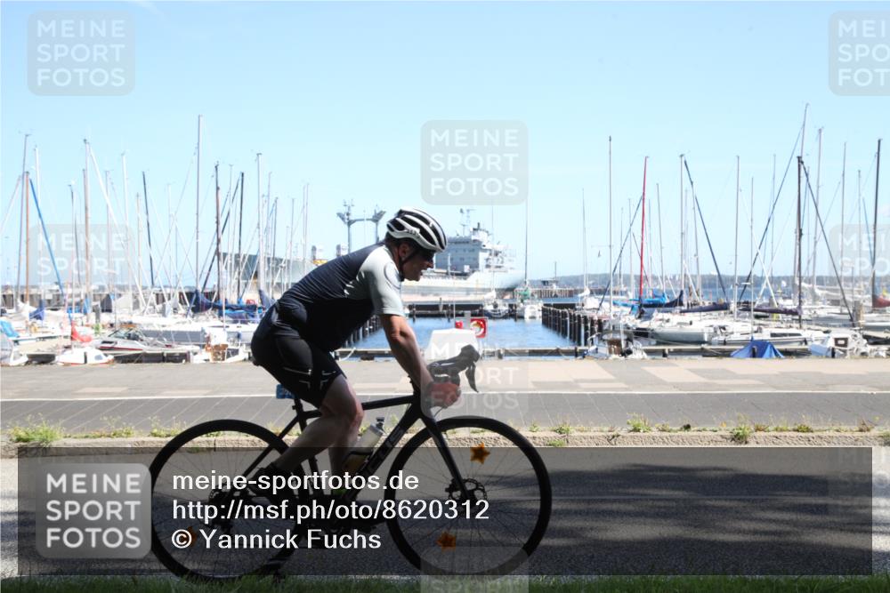 17.08.2025 - KN Förde Triathlon 2025 Yannick Fuchs http://msf.ph/oto/8620312 17.08.2025 11:36:37 Radfahren 295, 297, 351, 353, 354, 618, 621, 623, 643 meine-sportfotos.de