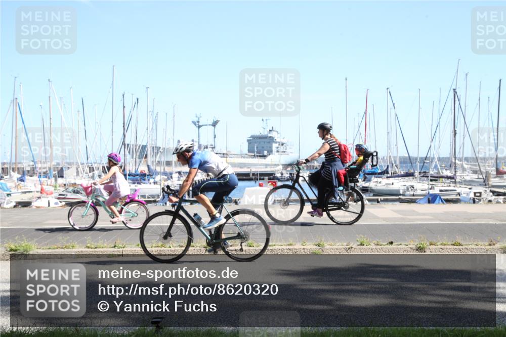 17.08.2025 - KN Förde Triathlon 2025 Yannick Fuchs http://msf.ph/oto/8620320 17.08.2025 11:36:53 Radfahren 323, 349, 361, 372, 382, 619, 624 meine-sportfotos.de