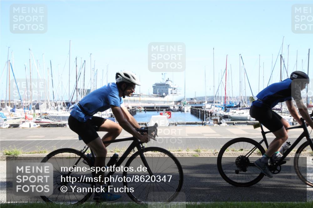 17.08.2025 - KN Förde Triathlon 2025 Yannick Fuchs http://msf.ph/oto/8620347 17.08.2025 11:38:06 Radfahren 285, 297, 319, 337, 352, 359, 612, 618, 622, 630 meine-sportfotos.de