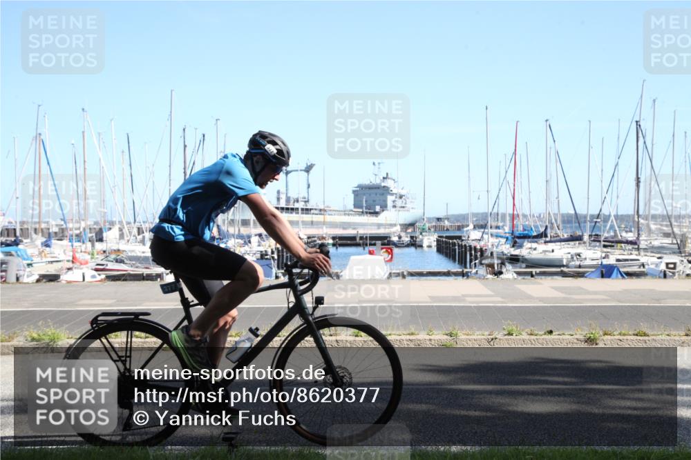 17.08.2025 - KN Förde Triathlon 2025 Yannick Fuchs http://msf.ph/oto/8620377 17.08.2025 11:39:24 Radfahren 320, 332, 377, 636 meine-sportfotos.de