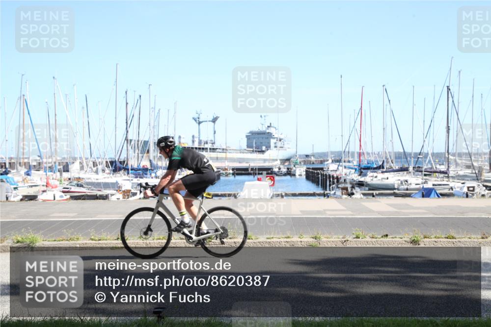 17.08.2025 - KN Förde Triathlon 2025 Yannick Fuchs http://msf.ph/oto/8620387 17.08.2025 11:40:05 Radfahren 321, 337, 603, 611 meine-sportfotos.de