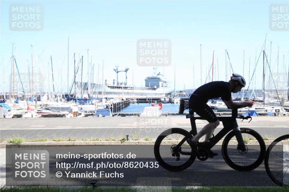 17.08.2025 - KN Förde Triathlon 2025 Yannick Fuchs http://msf.ph/oto/8620435 17.08.2025 11:42:44 Radfahren 318, 387, 390, 602 meine-sportfotos.de