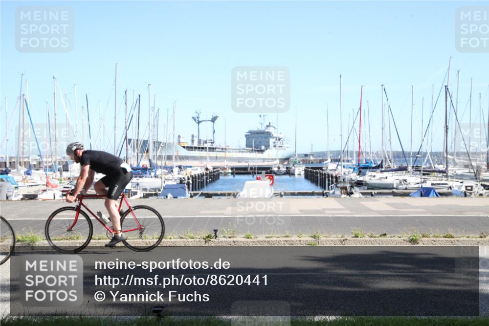 17.08.2025 - KN Förde Triathlon 2025 Yannick Fuchs http://msf.ph/oto/8620441 17.08.2025 11:42:59 Radfahren 291, 379, 616 meine-sportfotos.de