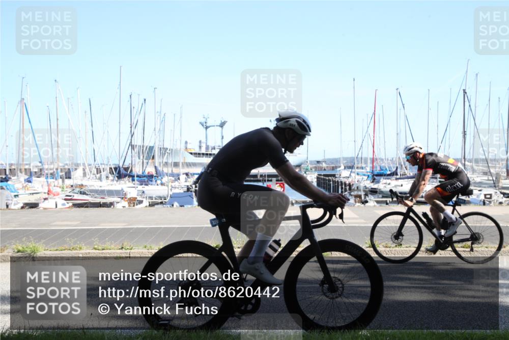 17.08.2025 - KN Förde Triathlon 2025 Yannick Fuchs http://msf.ph/oto/8620442 17.08.2025 11:43:05 Radfahren 291, 293, 324, 344, 616, 641 meine-sportfotos.de