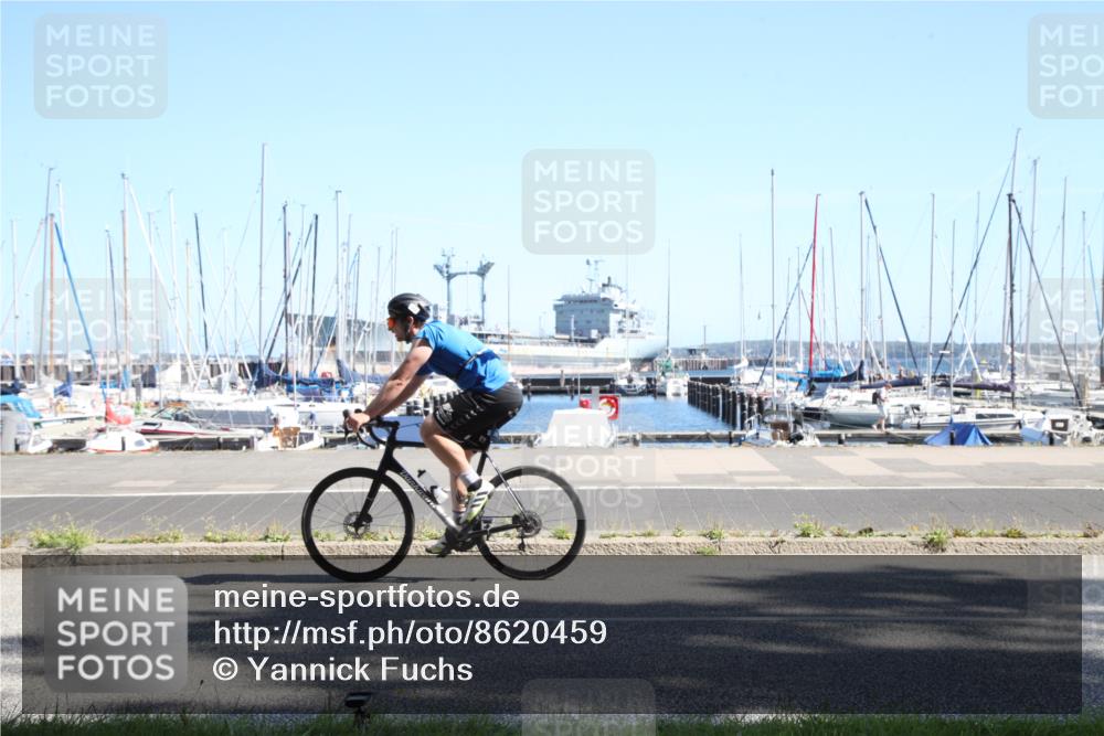 17.08.2025 - KN Förde Triathlon 2025 Yannick Fuchs http://msf.ph/oto/8620459 17.08.2025 11:43:58 Radfahren 311, 327, 338, 341, 348, 360, 362, 613, 632, 638 meine-sportfotos.de