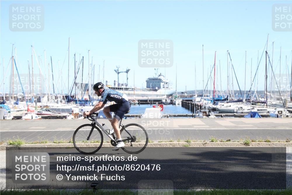 17.08.2025 - KN Förde Triathlon 2025 Yannick Fuchs http://msf.ph/oto/8620476 17.08.2025 11:44:38 Radfahren 291, 328, 330, 356, 370, 379, 616 meine-sportfotos.de