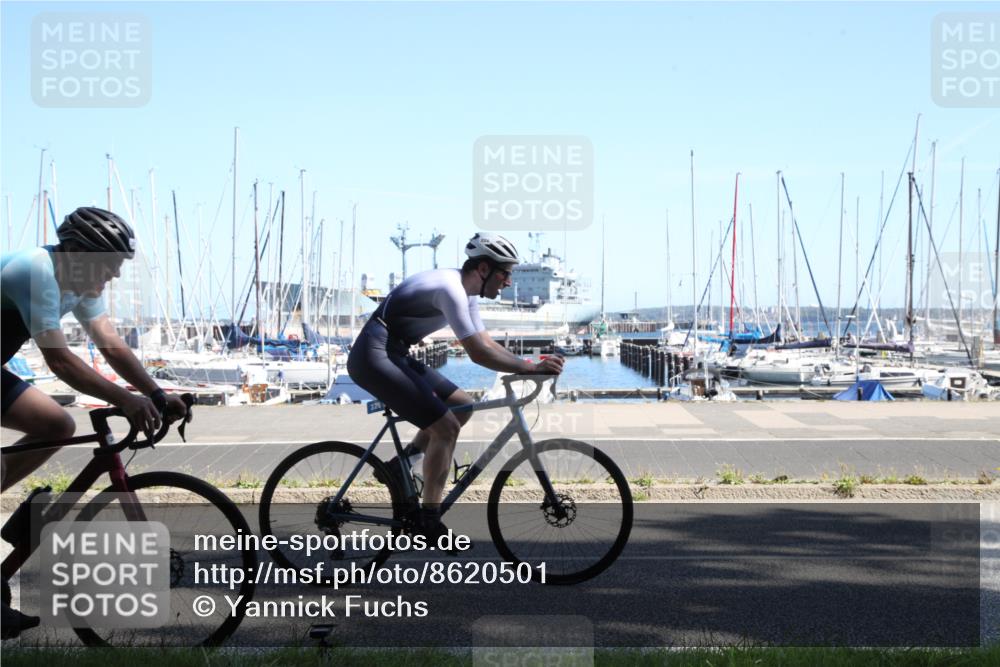 17.08.2025 - KN Förde Triathlon 2025 Yannick Fuchs http://msf.ph/oto/8620501 17.08.2025 11:46:08 Radfahren 326, 328, 329, 350, 363, 371, 372, 609, 619 meine-sportfotos.de