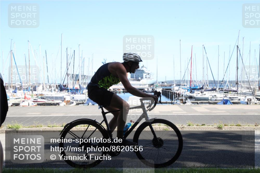 17.08.2025 - KN Förde Triathlon 2025 Yannick Fuchs http://msf.ph/oto/8620556 17.08.2025 11:48:55 Radfahren 367, 380, 610 meine-sportfotos.de