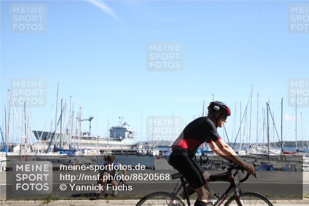 17.08.2025 - KN Förde Triathlon 2025 Yannick Fuchs http://msf.ph/oto/8620568 17.08.2025 11:50:21 Radfahren 308, 384, 606 meine-sportfotos.de