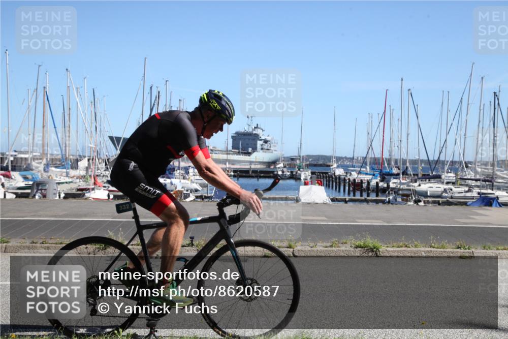 17.08.2025 - KN Förde Triathlon 2025 Yannick Fuchs http://msf.ph/oto/8620587 17.08.2025 11:51:39 Radfahren 332, 335 meine-sportfotos.de