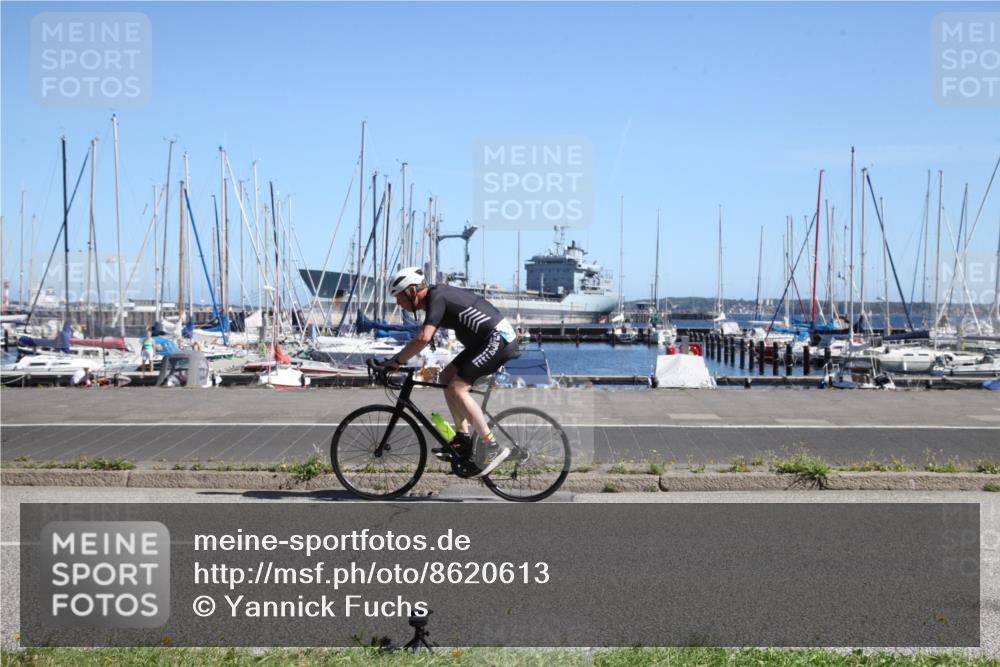 17.08.2025 - KN Förde Triathlon 2025 Yannick Fuchs http://msf.ph/oto/8620613 17.08.2025 11:56:02 Radfahren 344, 355 meine-sportfotos.de