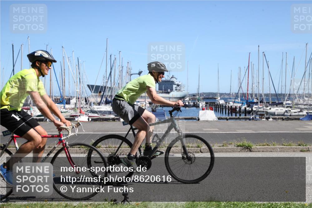 17.08.2025 - KN Förde Triathlon 2025 Yannick Fuchs http://msf.ph/oto/8620616 17.08.2025 11:57:23 Radfahren 375, 385 meine-sportfotos.de