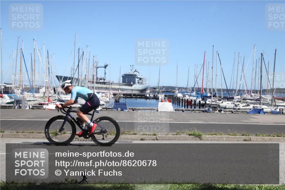 17.08.2025 - KN Förde Triathlon 2025 Yannick Fuchs http://msf.ph/oto/8620678 17.08.2025 12:47:49 Radfahren 407, 419, 422, 423 meine-sportfotos.de