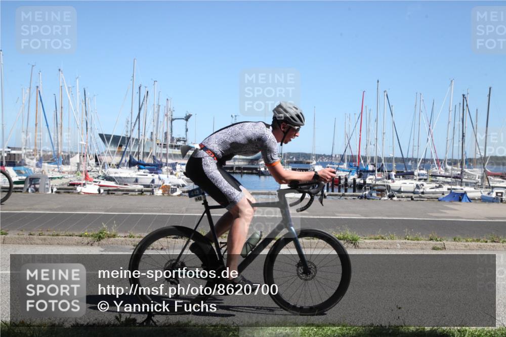 17.08.2025 - KN Förde Triathlon 2025 Yannick Fuchs http://msf.ph/oto/8620700 17.08.2025 12:50:10 Radfahren 408, 442, 466 meine-sportfotos.de