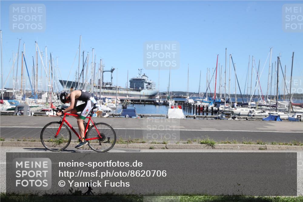17.08.2025 - KN Förde Triathlon 2025 Yannick Fuchs http://msf.ph/oto/8620706 17.08.2025 12:50:36 Radfahren 395, 403, 450 meine-sportfotos.de