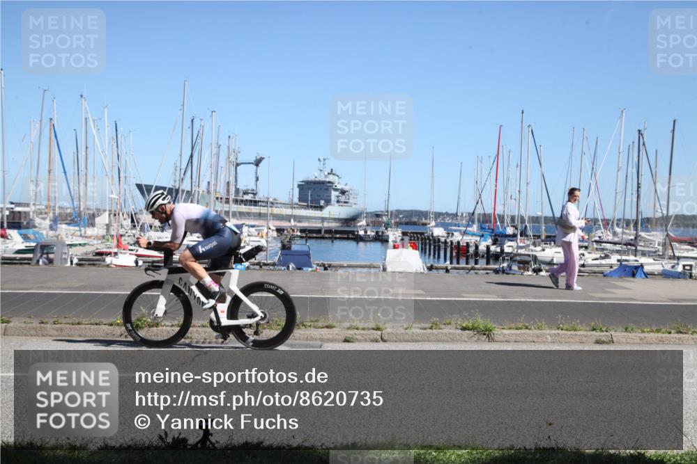 17.08.2025 - KN Förde Triathlon 2025 Yannick Fuchs http://msf.ph/oto/8620735 17.08.2025 12:52:23 Radfahren 395, 428, 437, 448, 472 meine-sportfotos.de