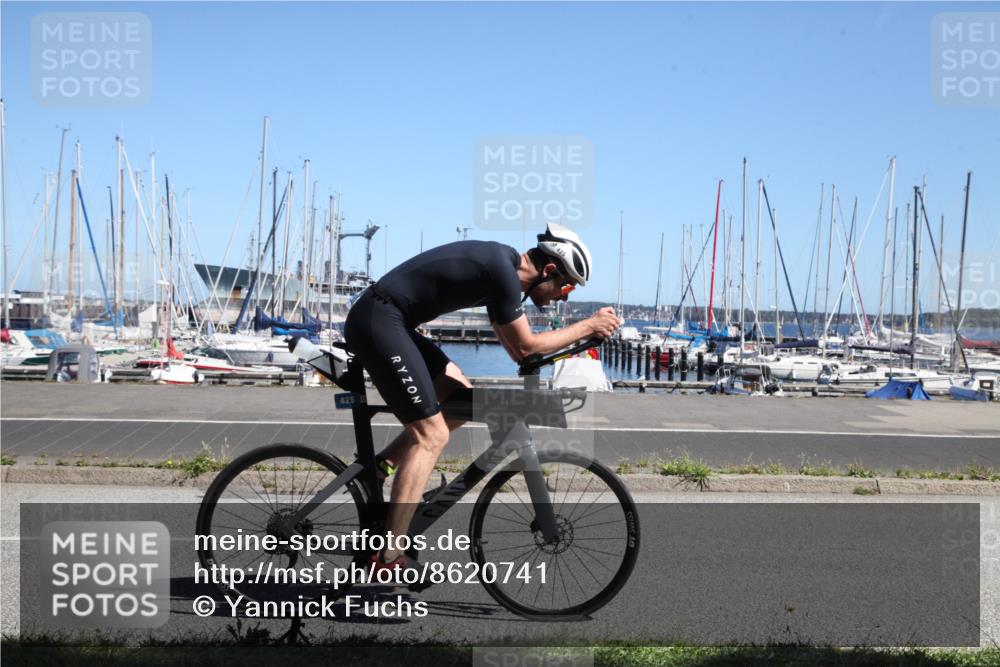17.08.2025 - KN Förde Triathlon 2025 Yannick Fuchs http://msf.ph/oto/8620741 17.08.2025 12:52:37 Radfahren 412, 425, 454, 456, 469 meine-sportfotos.de