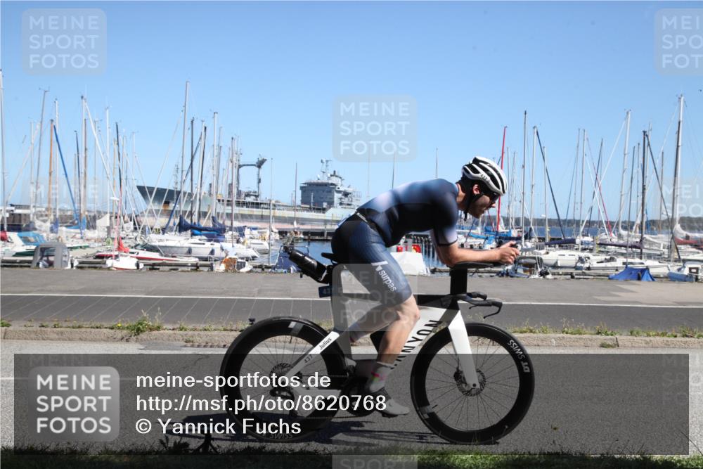 17.08.2025 - KN Förde Triathlon 2025 Yannick Fuchs http://msf.ph/oto/8620768 17.08.2025 12:53:52 Radfahren 437, 452, 465 meine-sportfotos.de