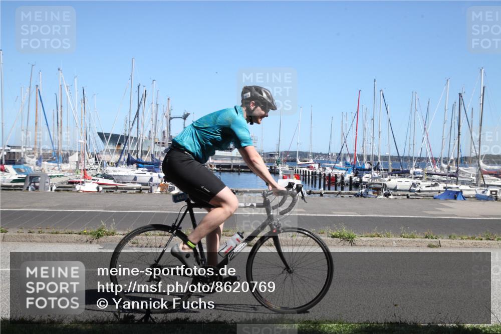 17.08.2025 - KN Förde Triathlon 2025 Yannick Fuchs http://msf.ph/oto/8620769 17.08.2025 12:54:01 Radfahren 437, 448, 467 meine-sportfotos.de