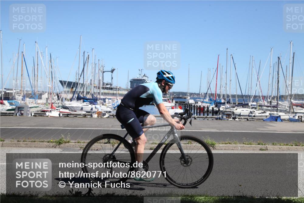 17.08.2025 - KN Förde Triathlon 2025 Yannick Fuchs http://msf.ph/oto/8620771 17.08.2025 12:54:08 Radfahren 404, 448, 467, 469 meine-sportfotos.de
