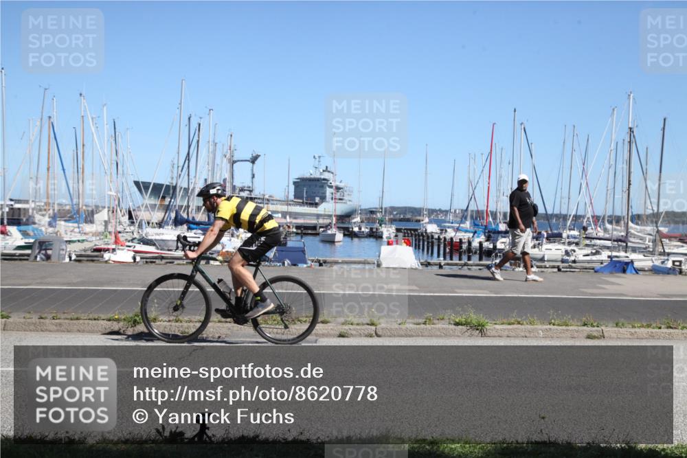 17.08.2025 - KN Förde Triathlon 2025 Yannick Fuchs http://msf.ph/oto/8620778 17.08.2025 12:54:22 Radfahren 398, 402, 409, 412, 453, 459, 460, 470, 475 meine-sportfotos.de