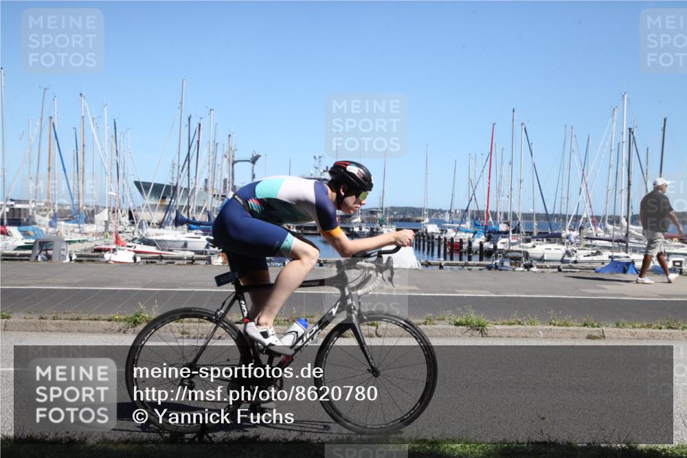 17.08.2025 - KN Förde Triathlon 2025 Yannick Fuchs http://msf.ph/oto/8620780 17.08.2025 12:54:24 Radfahren 402, 409, 412, 453, 459, 460, 470, 475 meine-sportfotos.de