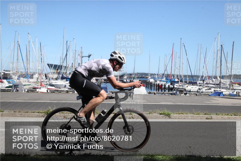17.08.2025 - KN Förde Triathlon 2025 Yannick Fuchs http://msf.ph/oto/8620781 17.08.2025 12:54:25 Radfahren 402, 409, 412, 453, 459, 460, 470, 475, 479 meine-sportfotos.de