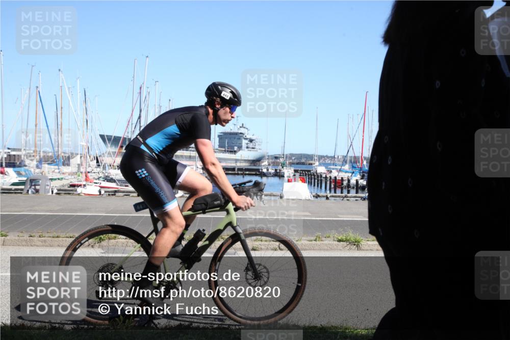17.08.2025 - KN Förde Triathlon 2025 Yannick Fuchs http://msf.ph/oto/8620820 17.08.2025 12:56:32 Radfahren 407, 415, 422, 443, 487, 501, 505, 506, 513 meine-sportfotos.de