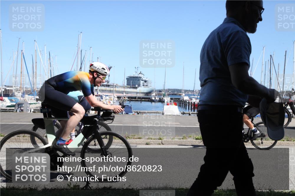 17.08.2025 - KN Förde Triathlon 2025 Yannick Fuchs http://msf.ph/oto/8620823 17.08.2025 12:56:36 Radfahren 396, 407, 422, 443, 487, 498, 500, 501, 505, 506, 513 meine-sportfotos.de