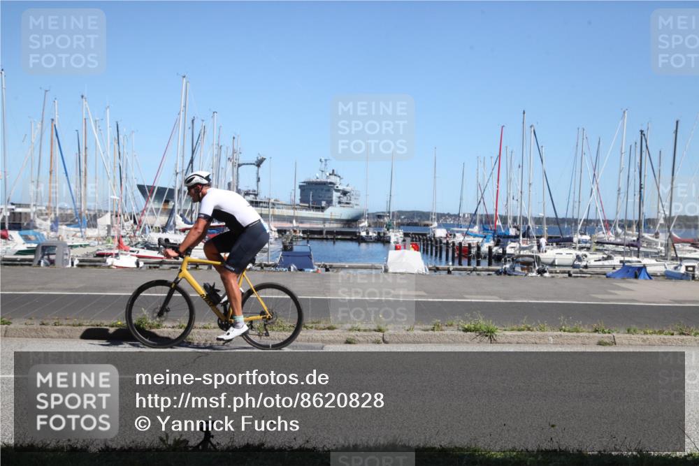 17.08.2025 - KN Förde Triathlon 2025 Yannick Fuchs http://msf.ph/oto/8620828 17.08.2025 12:56:40 Radfahren 396, 407, 422, 443, 462, 487, 496, 498, 500, 501, 505, 506, 507 meine-sportfotos.de