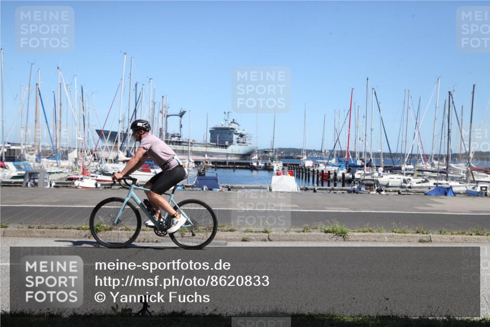 17.08.2025 - KN Förde Triathlon 2025 Yannick Fuchs http://msf.ph/oto/8620833 17.08.2025 12:56:48 Radfahren 406, 420, 462, 477, 480, 491, 496, 498, 504, 507 meine-sportfotos.de