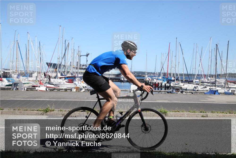 17.08.2025 - KN Förde Triathlon 2025 Yannick Fuchs http://msf.ph/oto/8620844 17.08.2025 12:57:20 Radfahren 414, 417, 421, 455 meine-sportfotos.de