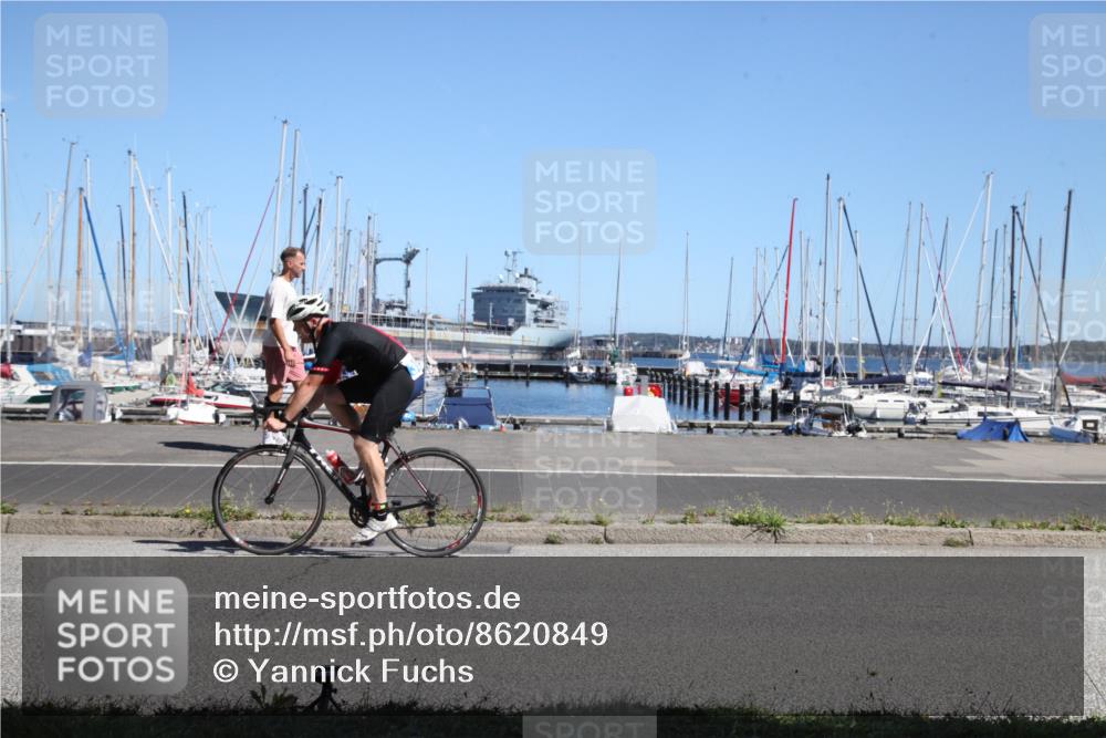17.08.2025 - KN Förde Triathlon 2025 Yannick Fuchs http://msf.ph/oto/8620849 17.08.2025 12:57:35 Radfahren 357, 397, 529, 544 meine-sportfotos.de