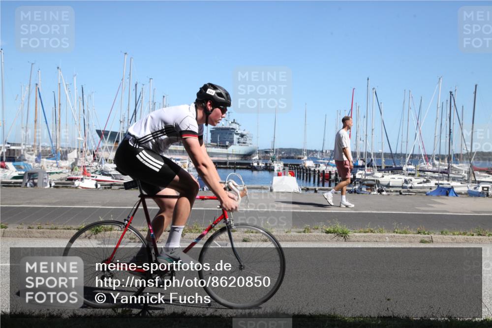 17.08.2025 - KN Förde Triathlon 2025 Yannick Fuchs http://msf.ph/oto/8620850 17.08.2025 12:57:37 Radfahren 357, 397, 423, 529, 544 meine-sportfotos.de