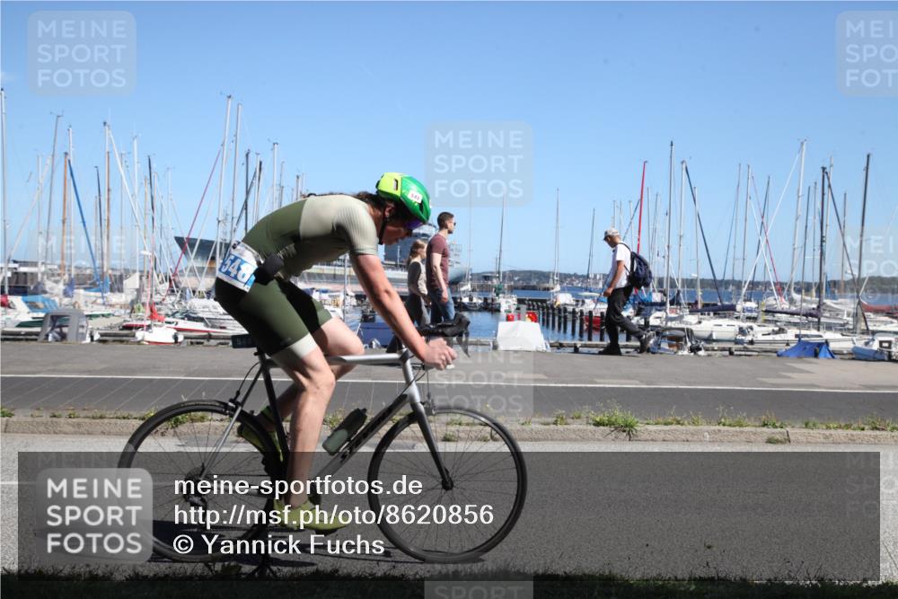 17.08.2025 - KN Förde Triathlon 2025 Yannick Fuchs http://msf.ph/oto/8620856 17.08.2025 12:57:55 Radfahren 415, 422, 492, 532, 548 meine-sportfotos.de