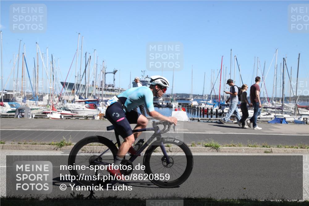 17.08.2025 - KN Förde Triathlon 2025 Yannick Fuchs http://msf.ph/oto/8620859 17.08.2025 12:57:57 Radfahren 415, 422, 492, 501, 513, 548 meine-sportfotos.de